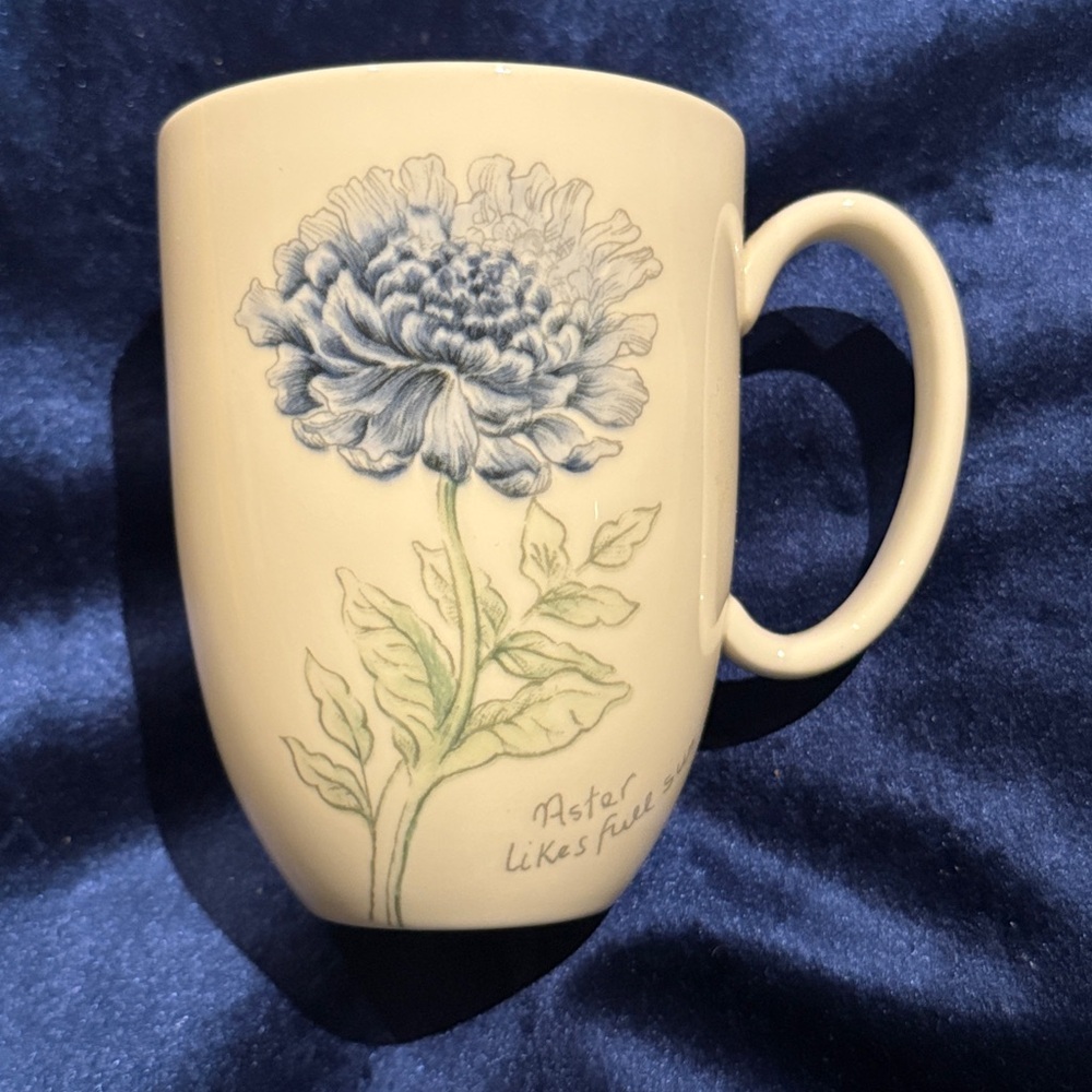 Lenox Aster Agapanthus Mug, Artist Sketchbook Collection